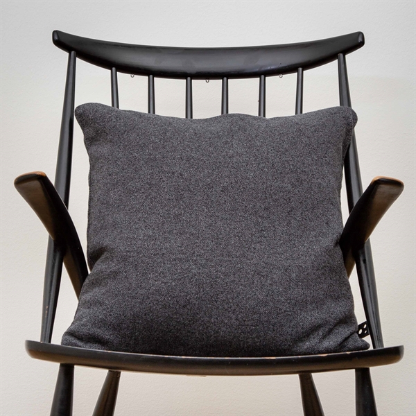 Soft knitted cushion cover 50x50 Granite Melange